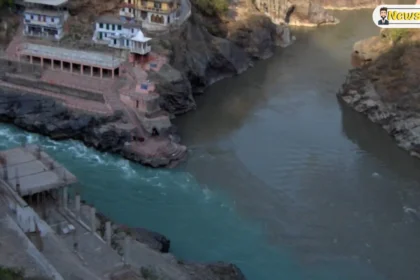 two rivers bhagirathi and alaknanda join at the place shown in the image.