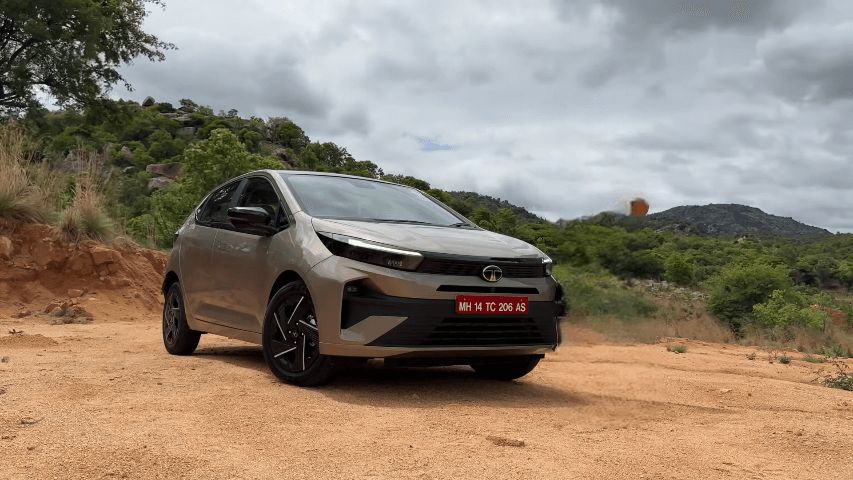 Tata Altroz 2025 Tata Altroz Facelift Launch Premium Hatch with Punch